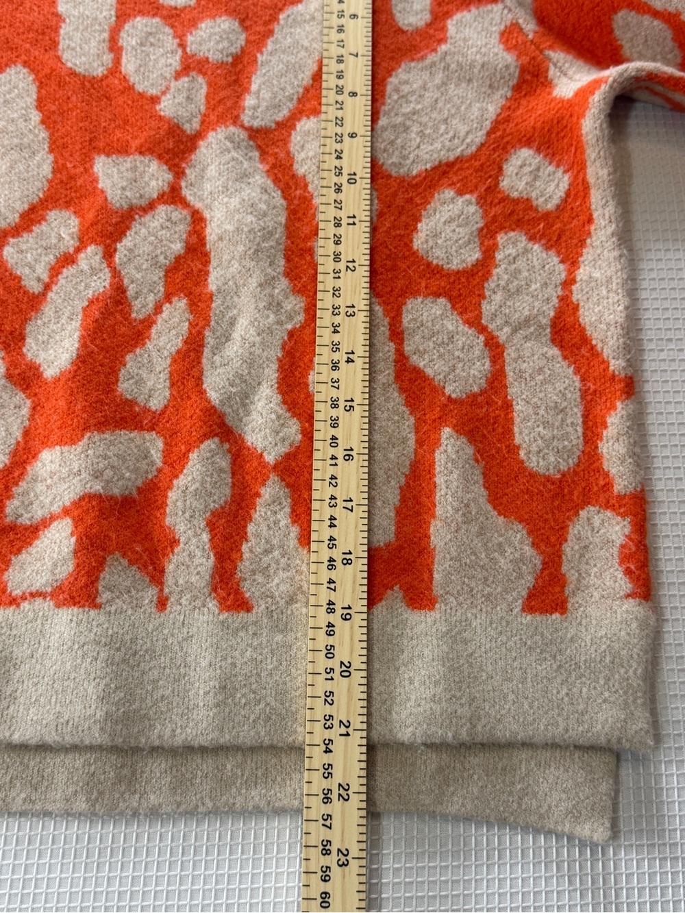 Abstract Statement Sweater Size L Orange Tan Artsy Fall Modern Boutique Style - Picture 6 of 9